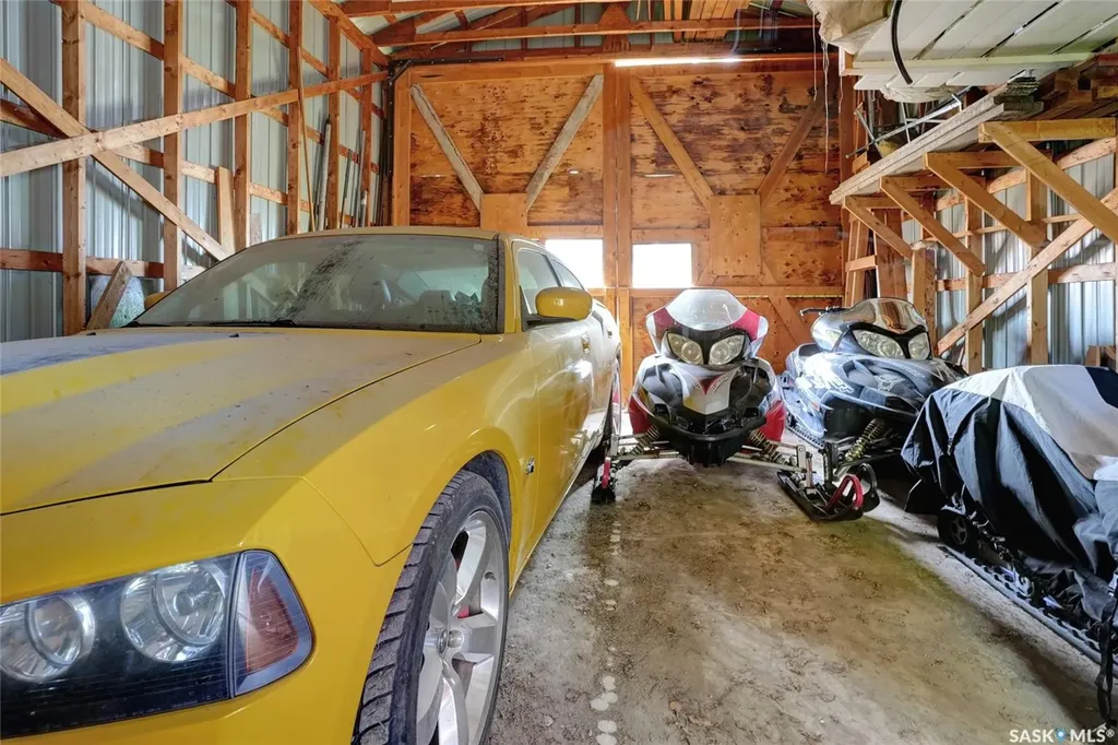 524 6th Avenue E Assiniboia SK S0H 0B0