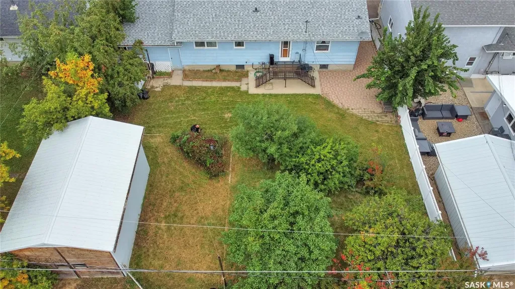 524 6th Avenue E Assiniboia SK S0H 0B0