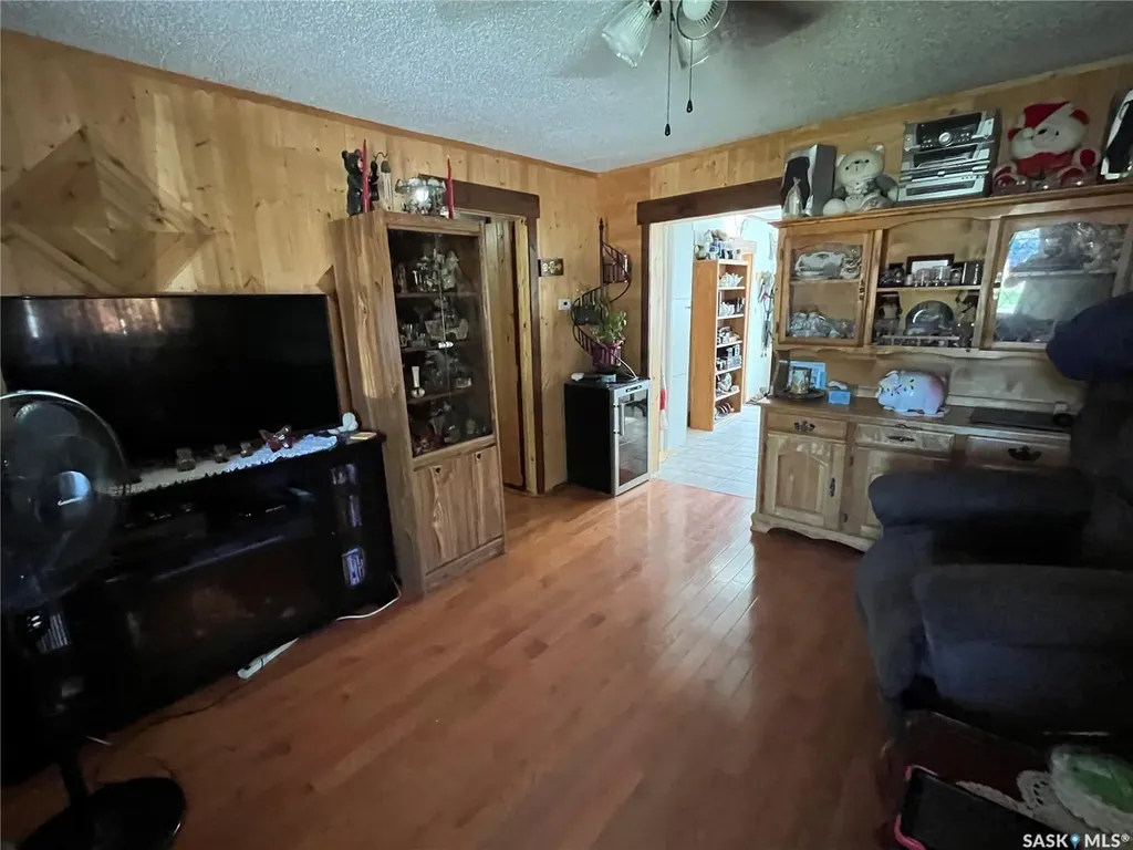 217 Broadway Street Foam Lake SK S0A 1A0