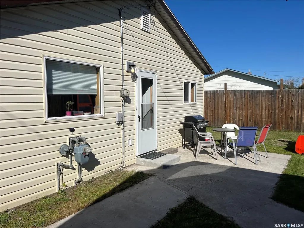 217 Broadway Street Foam Lake SK S0A 1A0