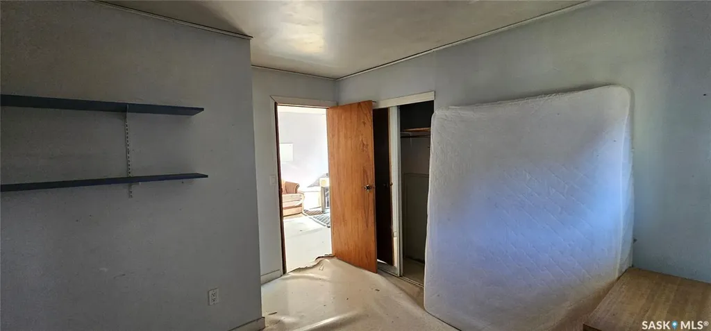 121 4th Avenue E Kelvington SK S0E 1W0