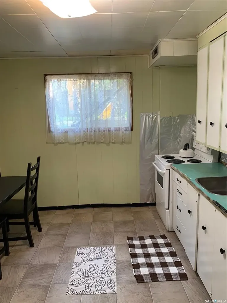 191 5th Street E Shaunavon SK S0N 2M0