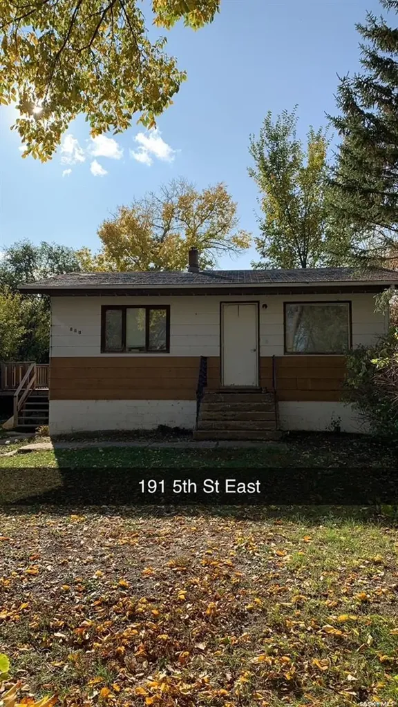191 5th Street E Shaunavon SK S0N 2M0