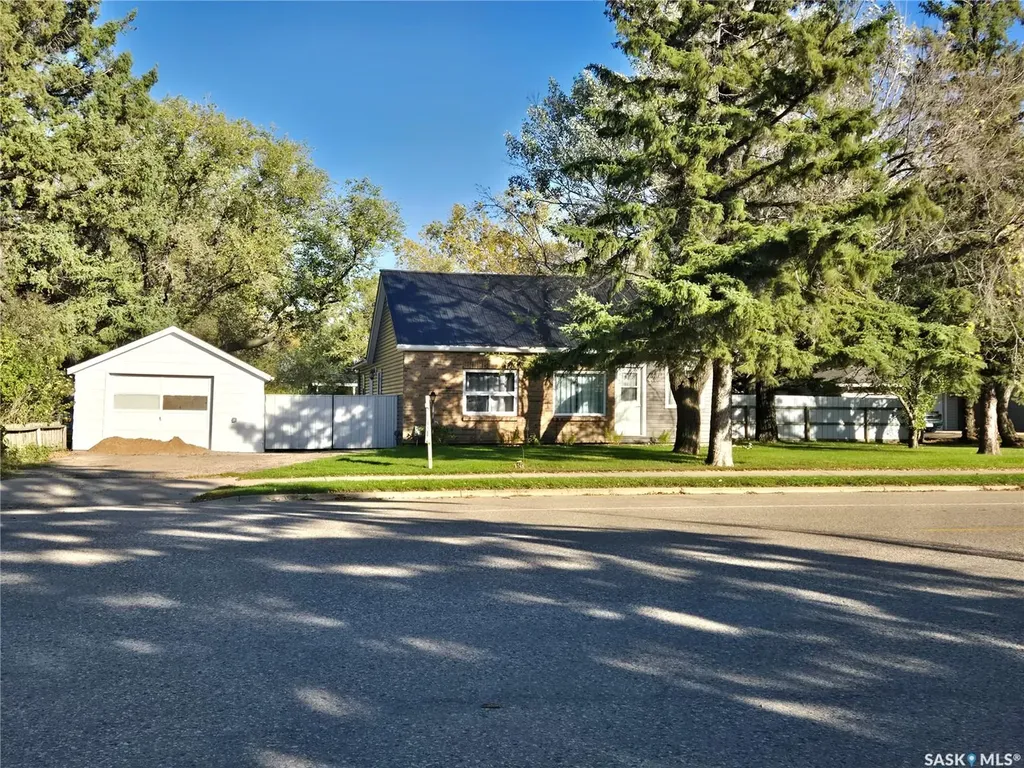 315 Government Road Stoughton SK S0G 4T0