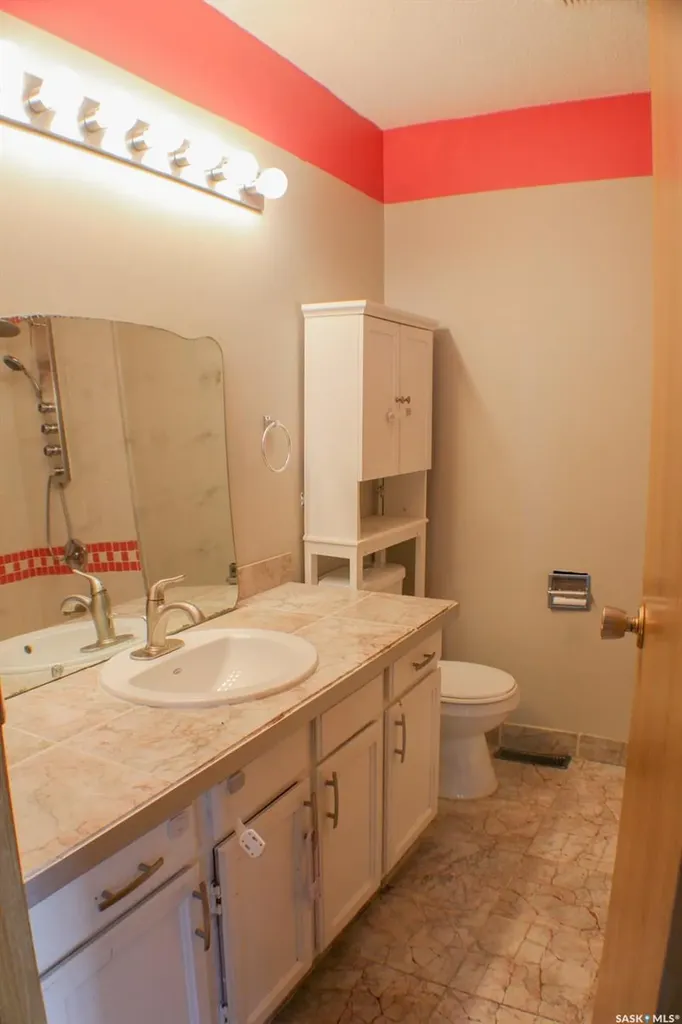 315 Kinistino Avenue W Kinistino SK S0J 1H0