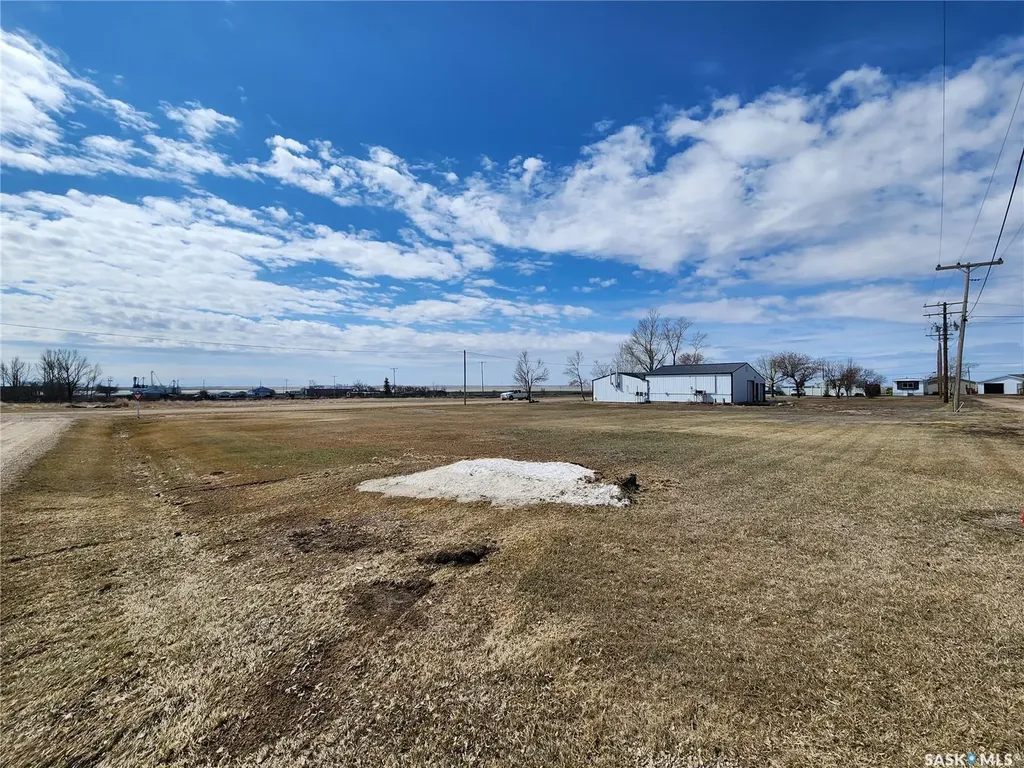 303 N Railway Avenue Morse SK S0H 3C0