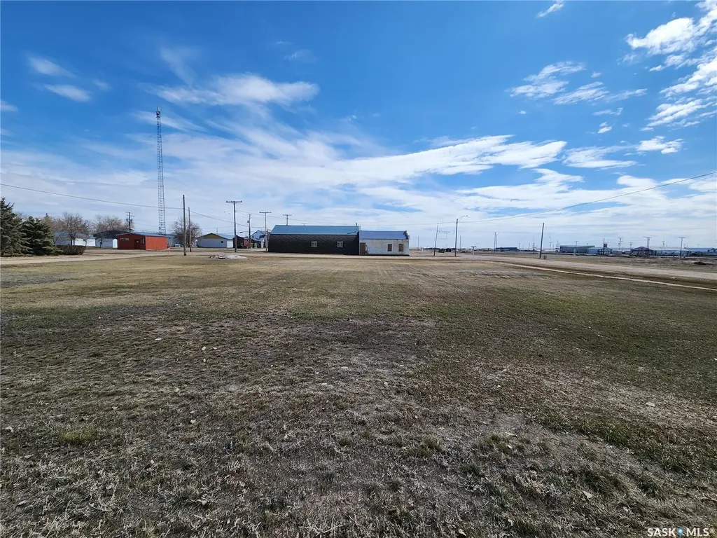 303 N Railway Avenue Morse SK S0H 3C0