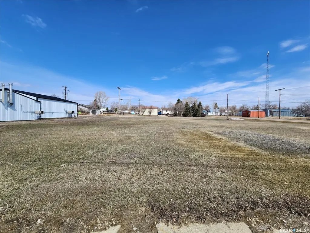 303 N Railway Avenue Morse SK S0H 3C0