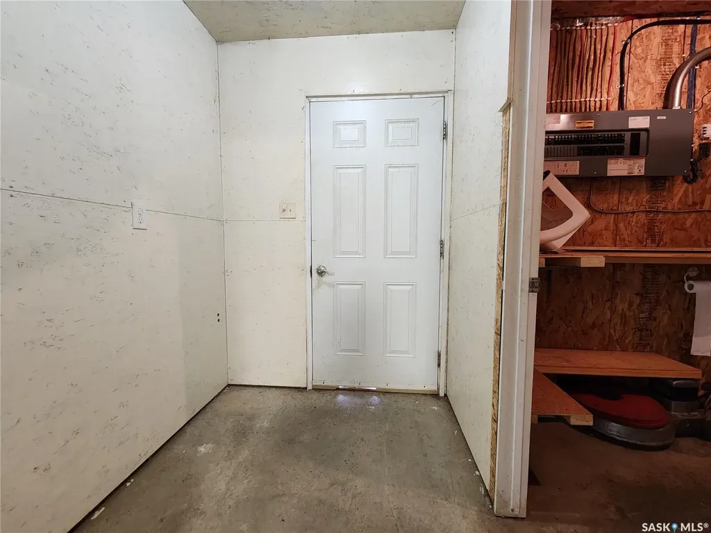 303 N Railway Avenue Morse SK S0H 3C0