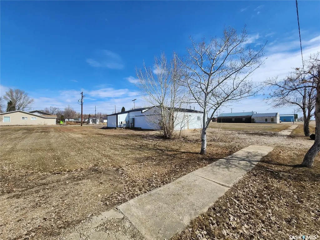 303 N Railway Avenue Morse SK S0H 3C0