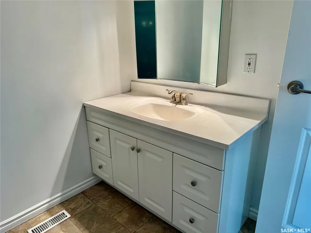 1107 16th Street Humboldt SK S0K 2A0