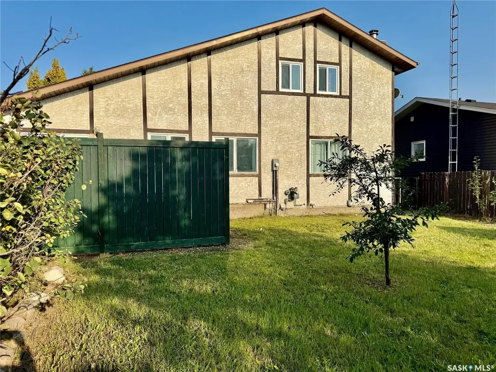 1107 16th Street Humboldt SK S0K 2A0