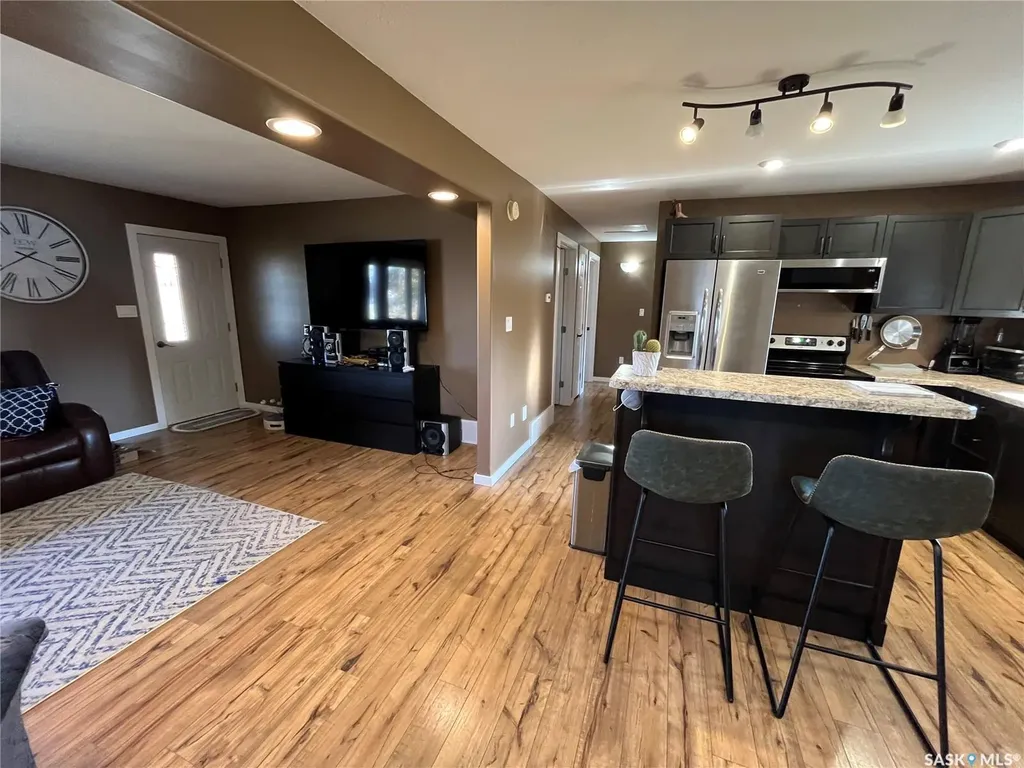232 5th Avenue W Unity SK S0K 4L0