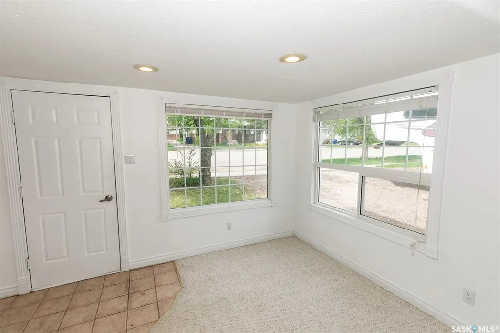 632 Saskatchewan Avenue Kerrobert SK S0L 1R0