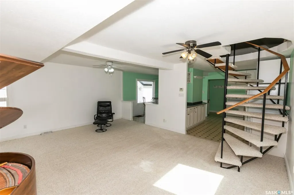 632 Saskatchewan Avenue Kerrobert SK S0L 1R0