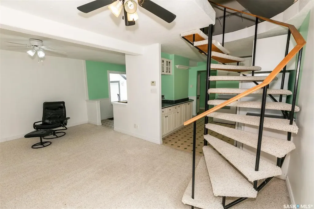 632 Saskatchewan Avenue Kerrobert SK S0L 1R0