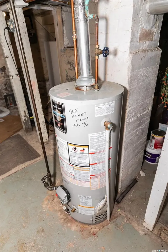 632 Saskatchewan Avenue Kerrobert SK S0L 1R0