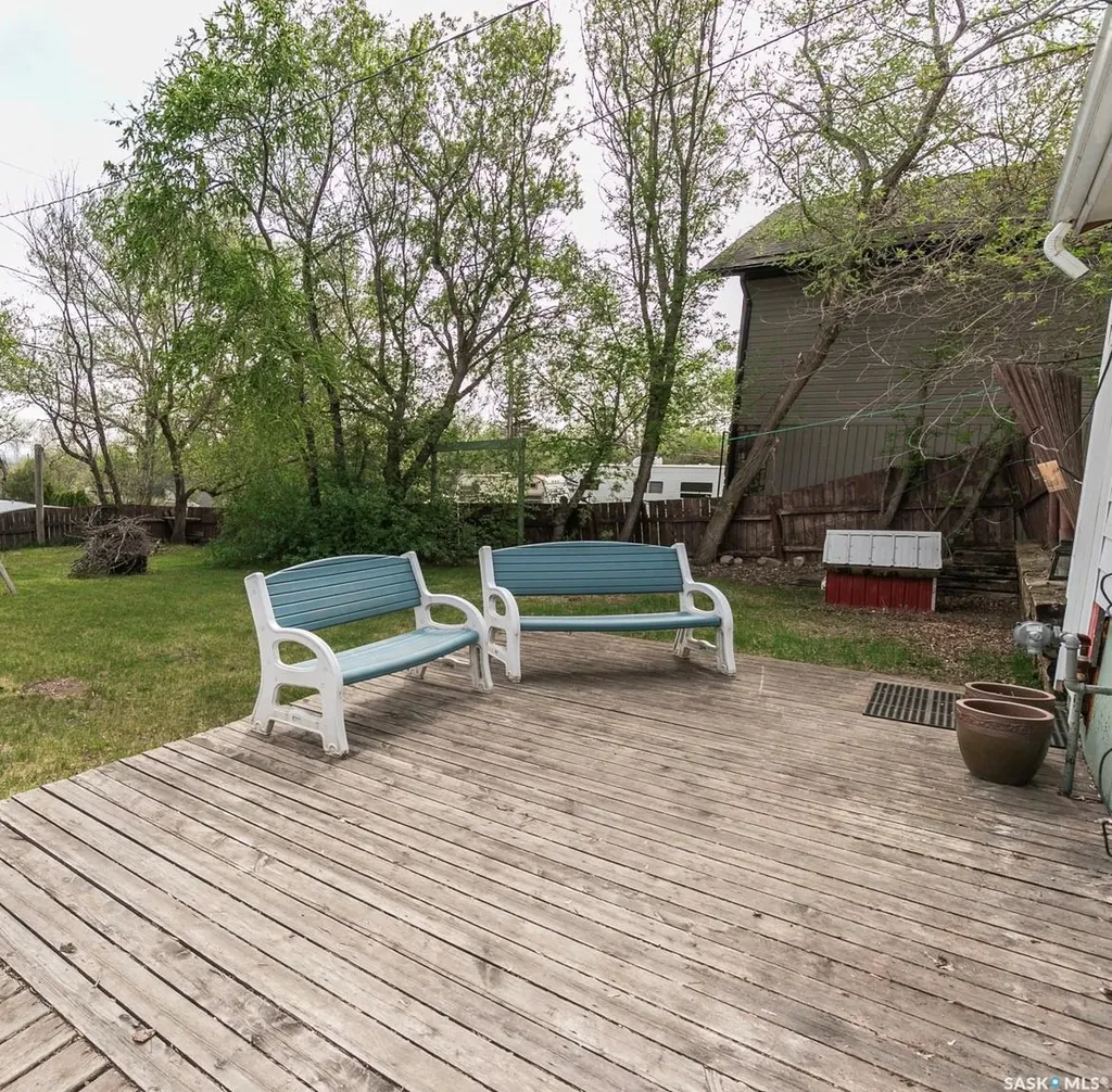 632 Saskatchewan Avenue Kerrobert SK S0L 1R0