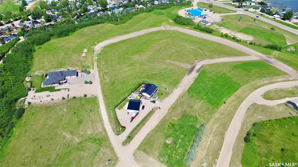 Lot 10 Kingsway Drive Cochin SK S0M 0L0