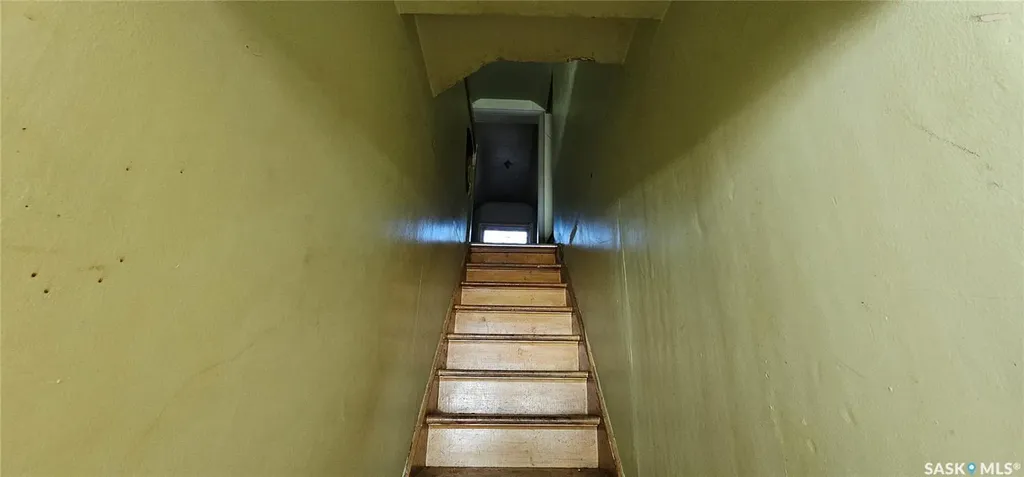 102 3rd Avenue E Kelvington SK S0A 1W0