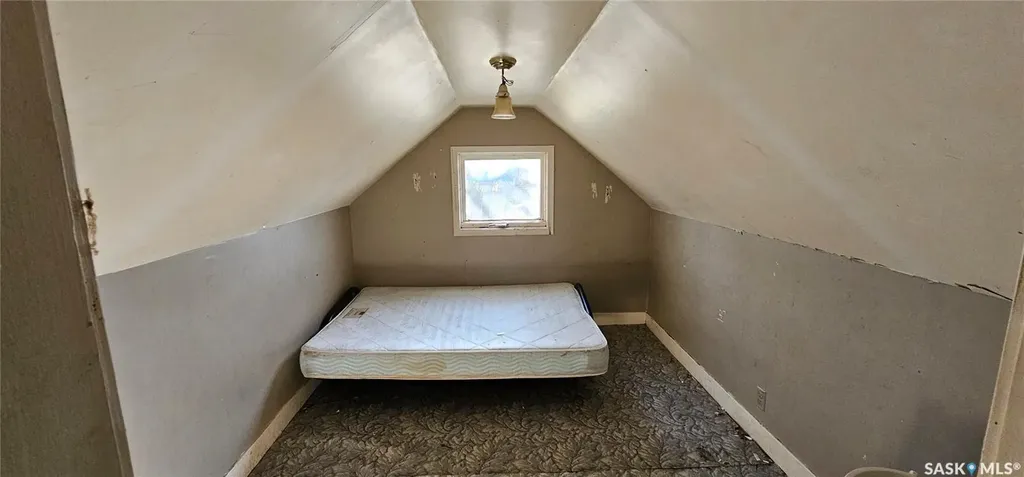 102 3rd Avenue E Kelvington SK S0A 1W0