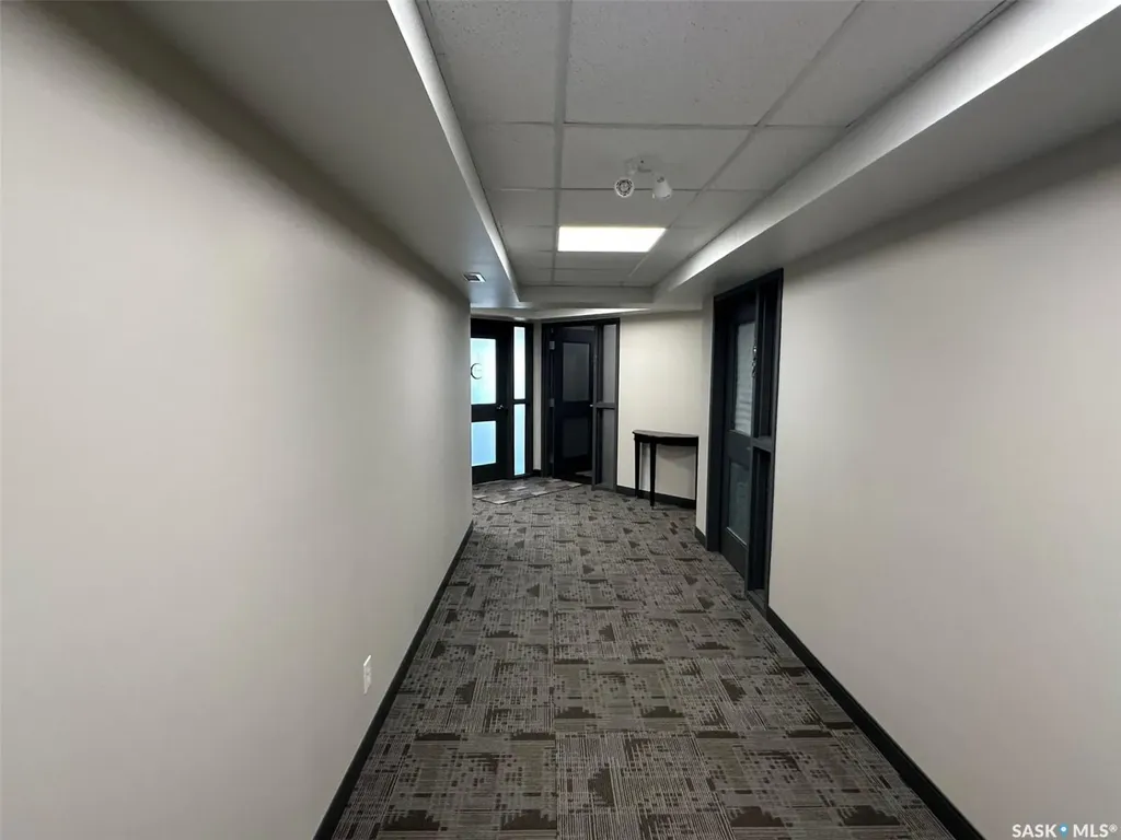 32 Manitoba Street W Moose Jaw SK S6H 1P7