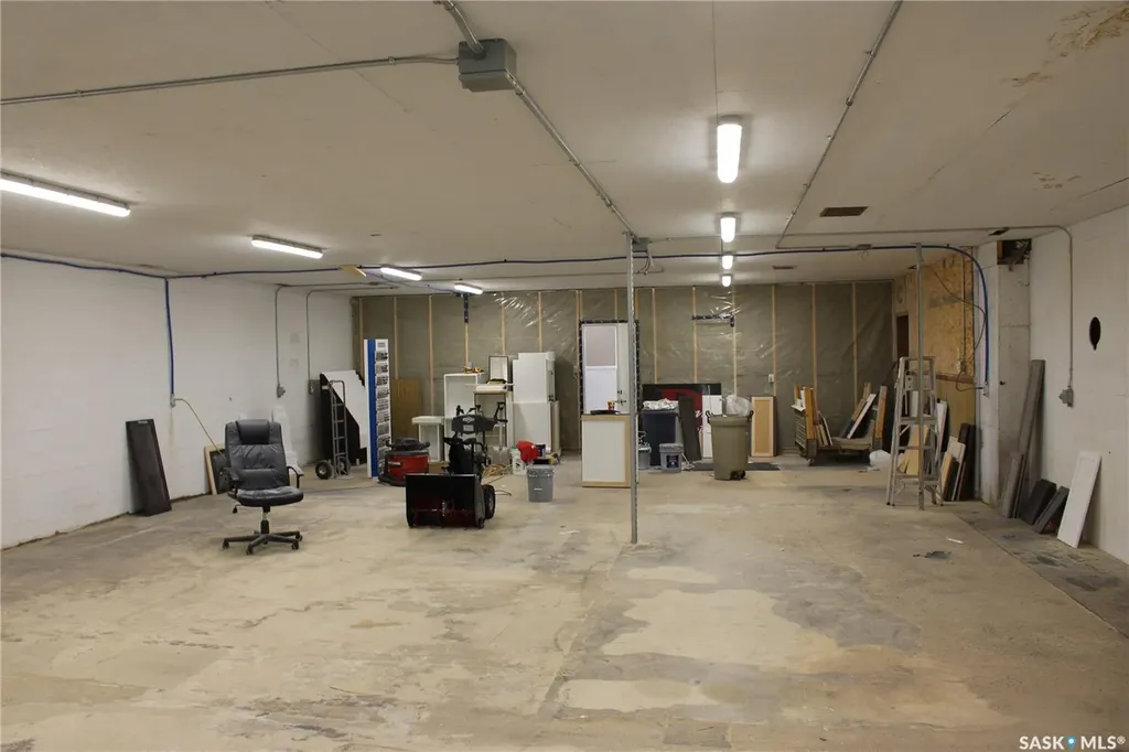 444 River Street W Moose Jaw SK S6H 6J6