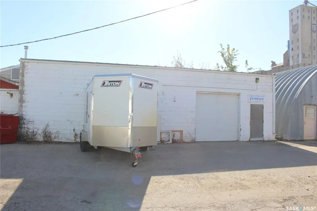 444 River Street W Moose Jaw SK S6H 6J6