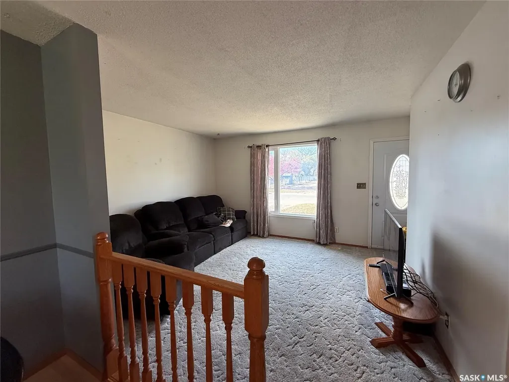 634 3rd Street Humboldt SK S0K 2A0