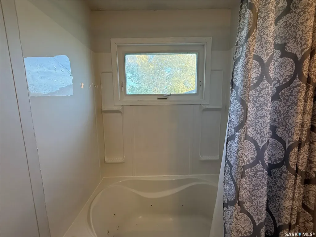 634 3rd Street Humboldt SK S0K 2A0