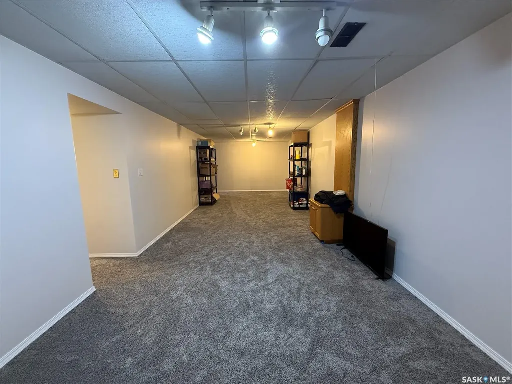 634 3rd Street Humboldt SK S0K 2A0