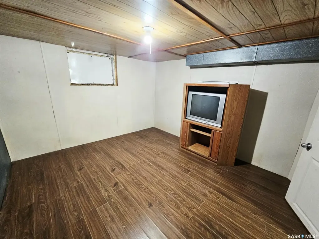 45 Assiniboia Avenue Dubuc SK S0A 0R0