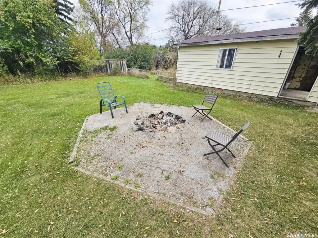 45 Assiniboia Avenue Dubuc SK S0A 0R0