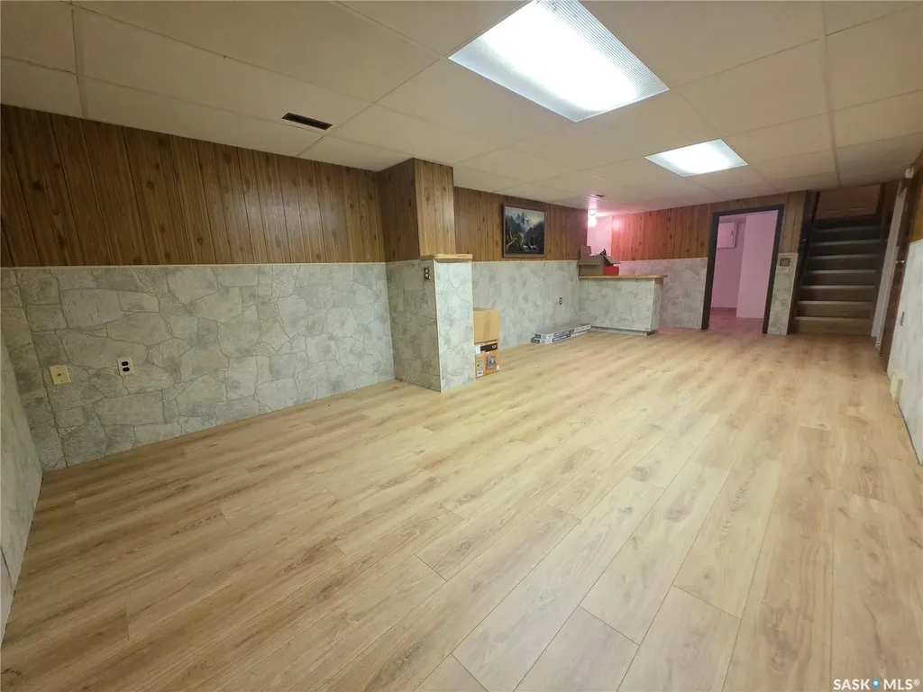 304 3rd Street N Cabri SK S0N 0J0