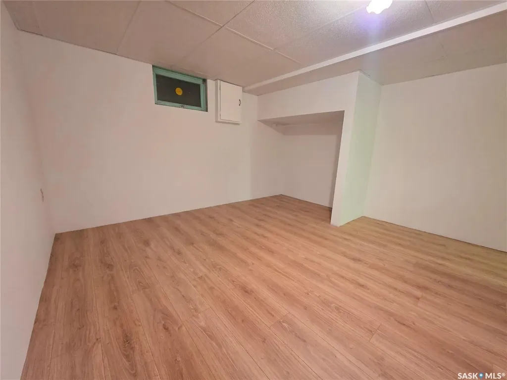 304 3rd Street N Cabri SK S0N 0J0