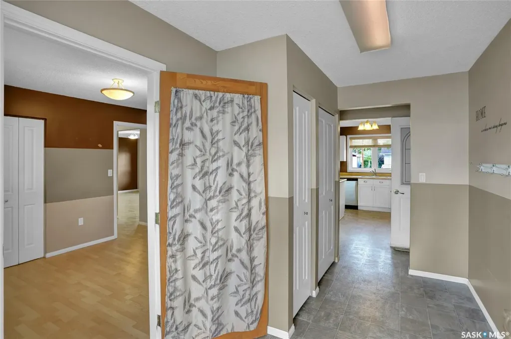 110 3rd Avenue W Gravelbourg SK S0H 1X0