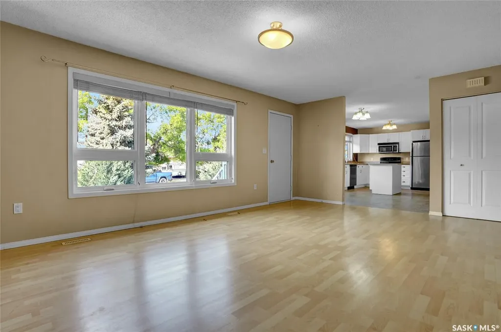 110 3rd Avenue W Gravelbourg SK S0H 1X0