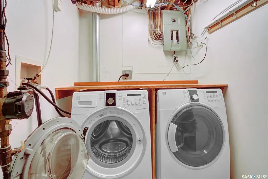 110 3rd Avenue W Gravelbourg SK S0H 1X0