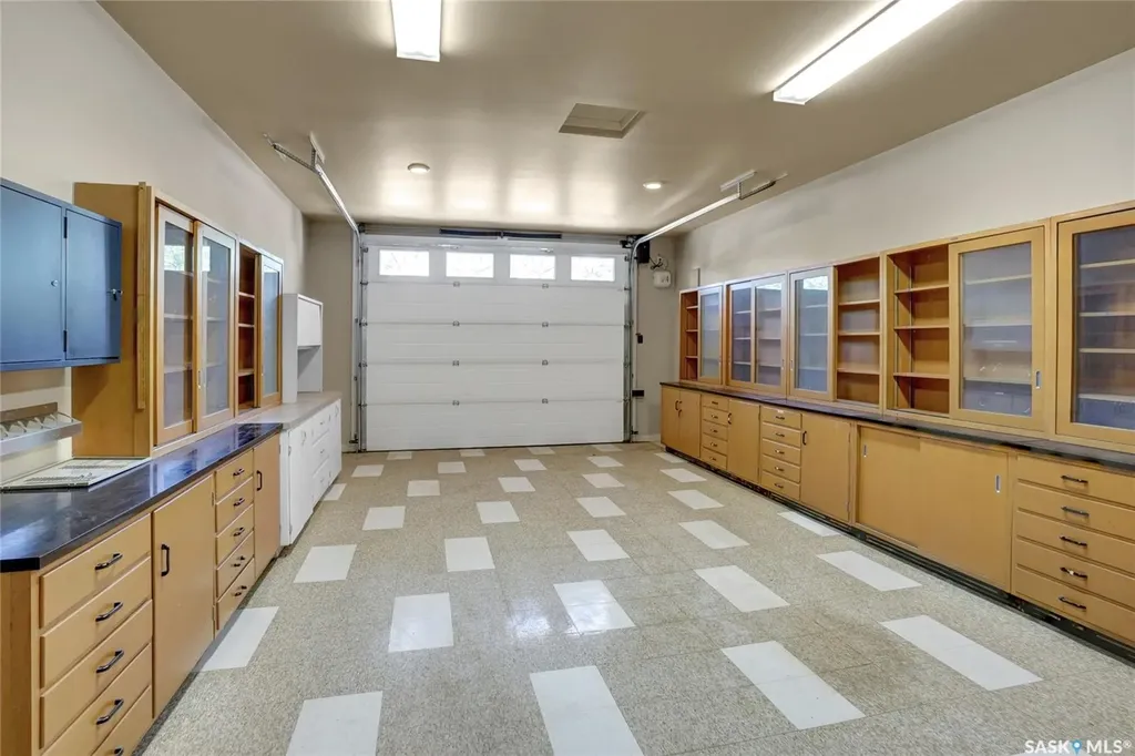 110 3rd Avenue W Gravelbourg SK S0H 1X0