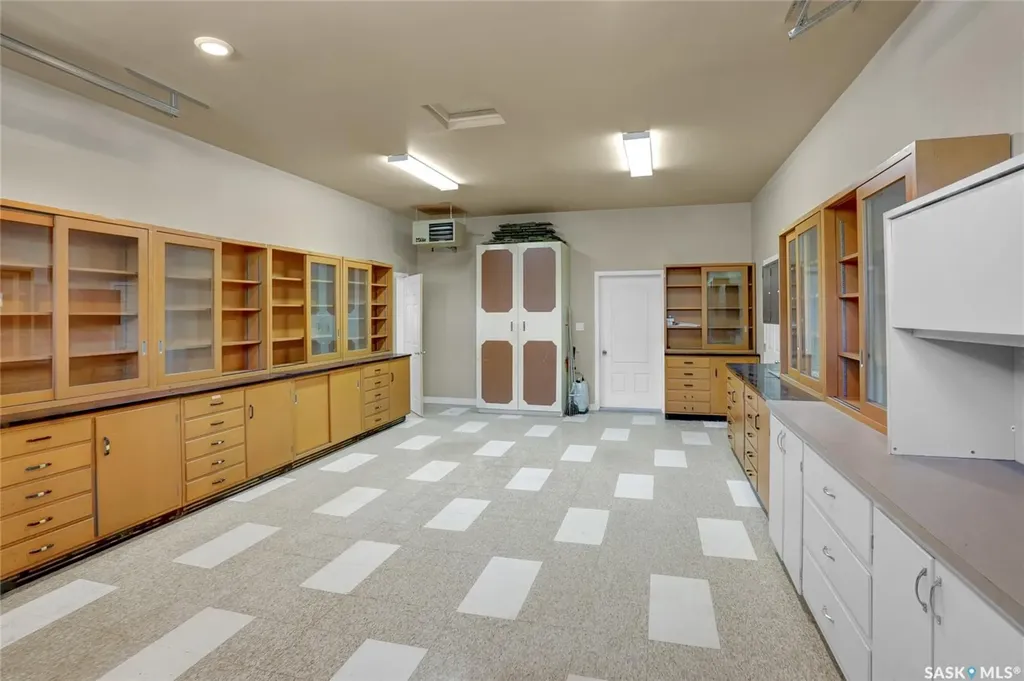 110 3rd Avenue W Gravelbourg SK S0H 1X0