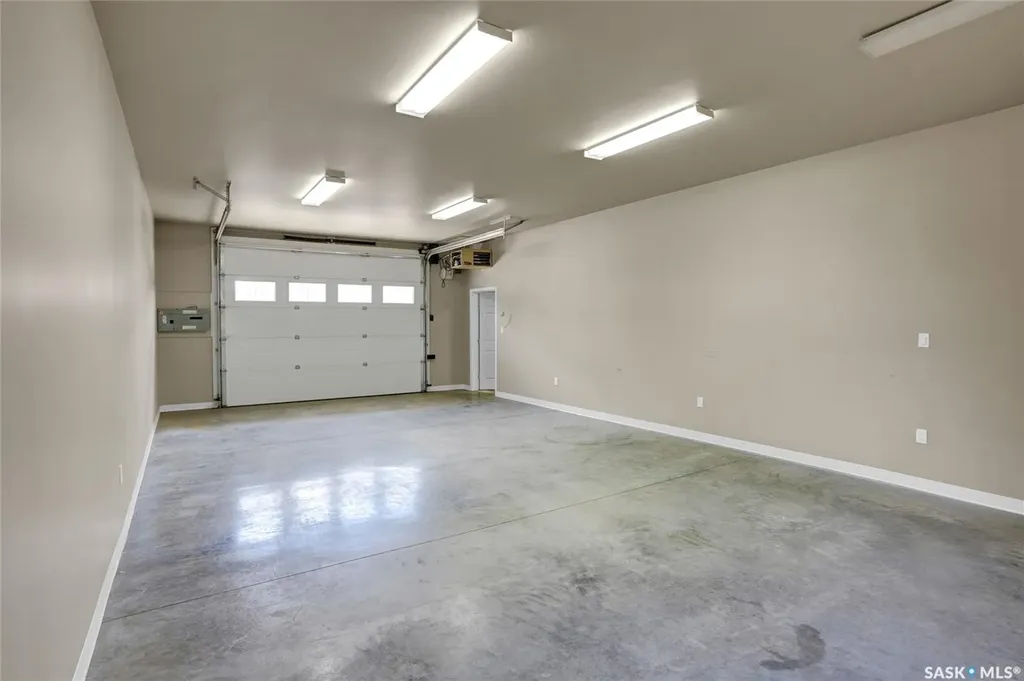 110 3rd Avenue W Gravelbourg SK S0H 1X0