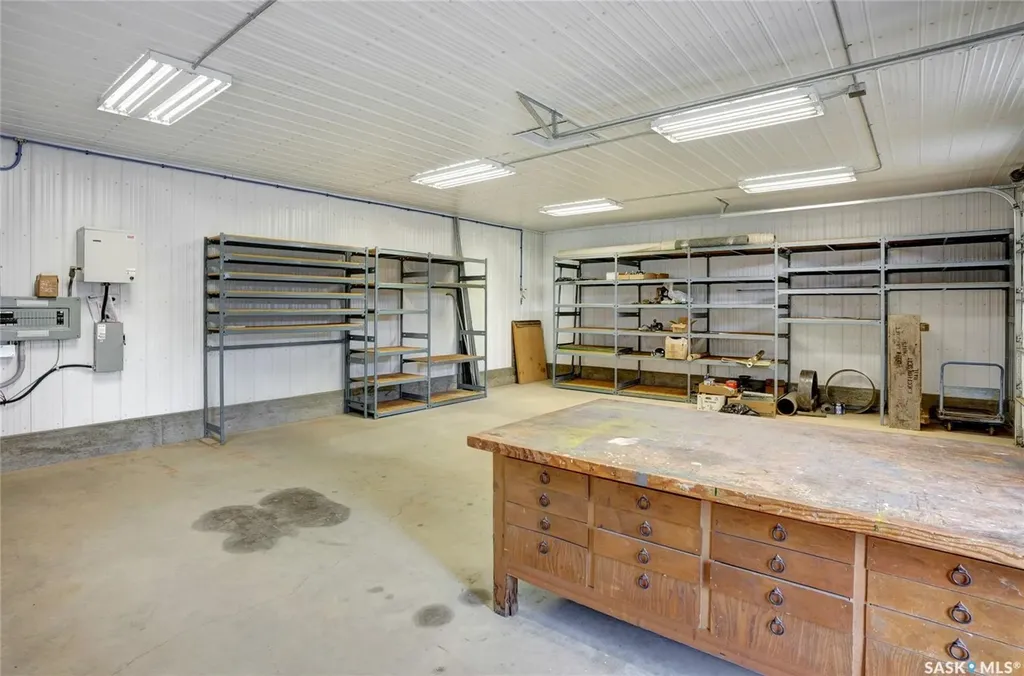 110 3rd Avenue W Gravelbourg SK S0H 1X0