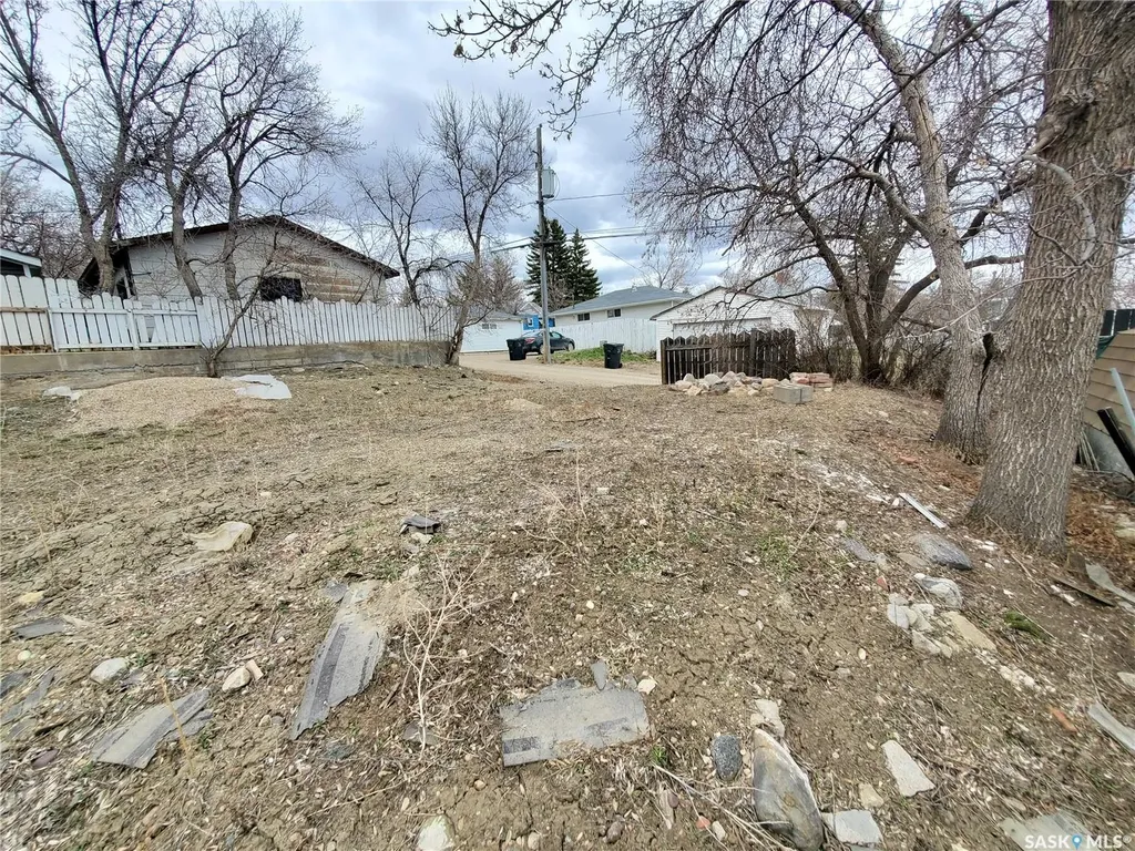 311 10th Avenue NW Swift Current SK S9H 1B7