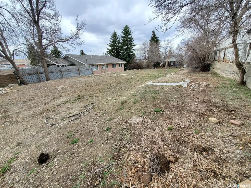 311 10th Avenue NW Swift Current SK S9H 1B7
