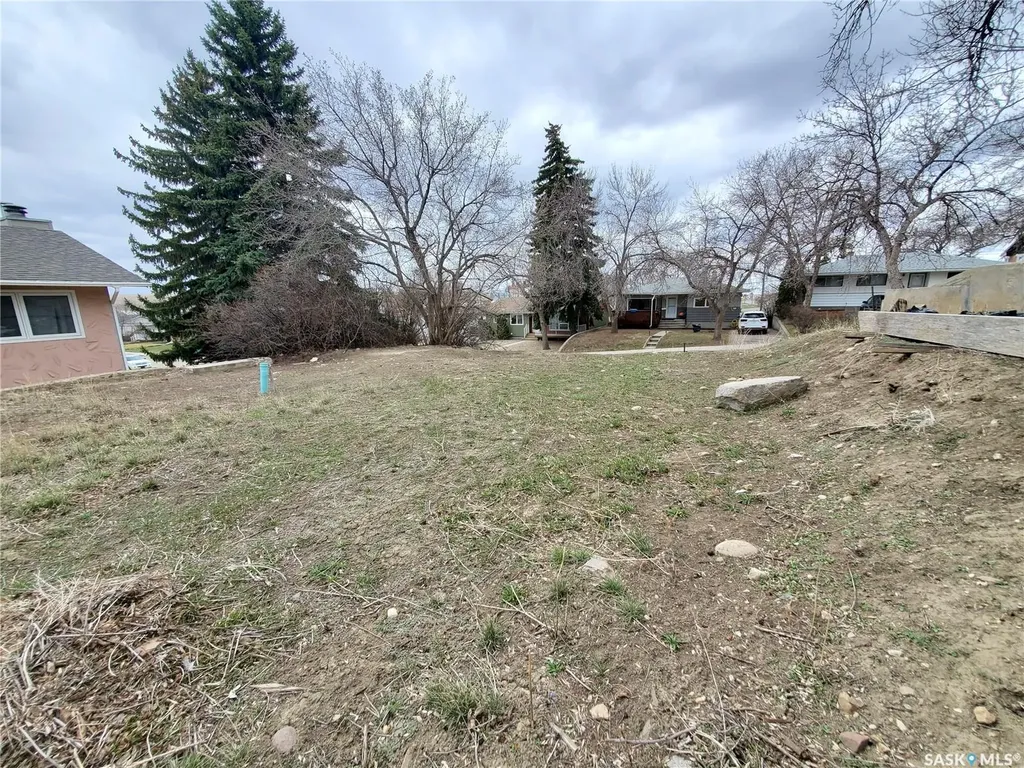 311 10th Avenue NW Swift Current SK S9H 1B7