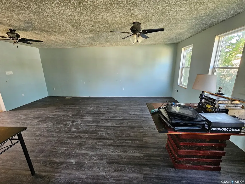 245 Oriole Avenue Briercrest SK S0H 0K0