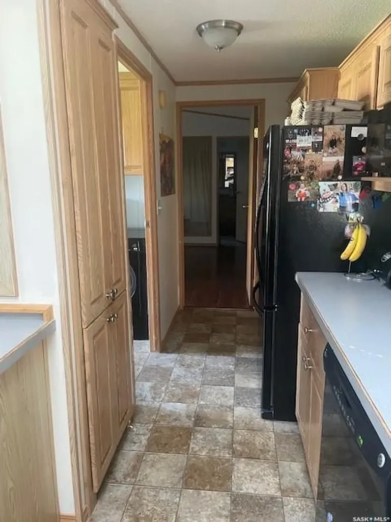 324 7th Street Alameda SK S0C 0A0