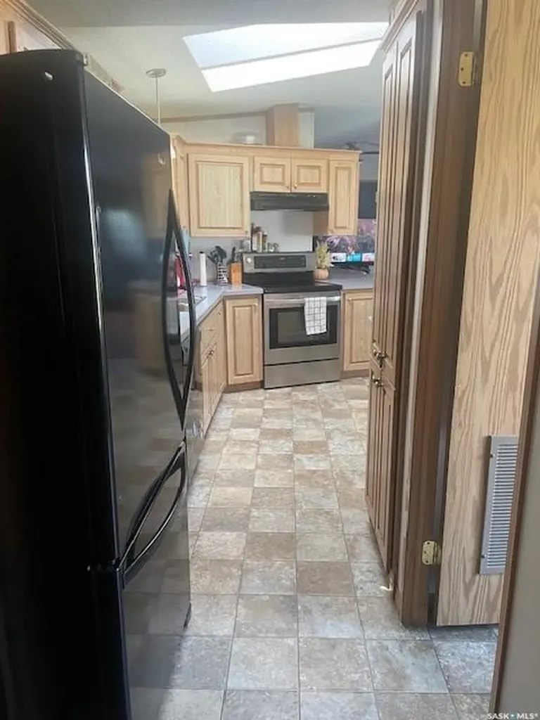 324 7th Street Alameda SK S0C 0A0