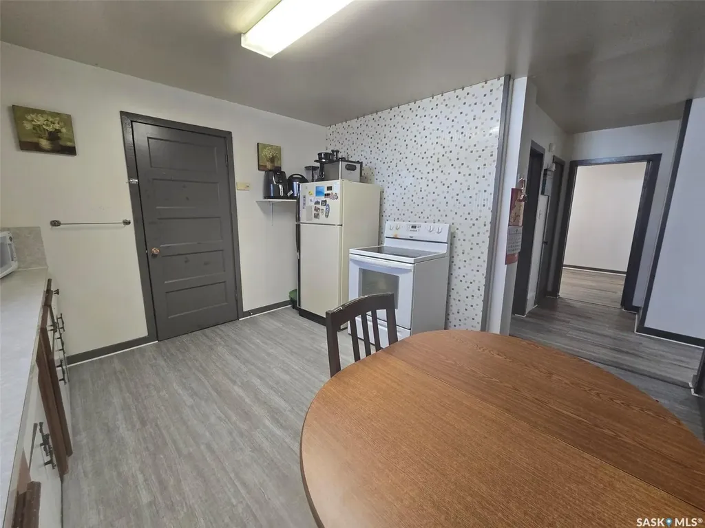 801 Qu'appelle Street Grenfell SK S0G 2B0