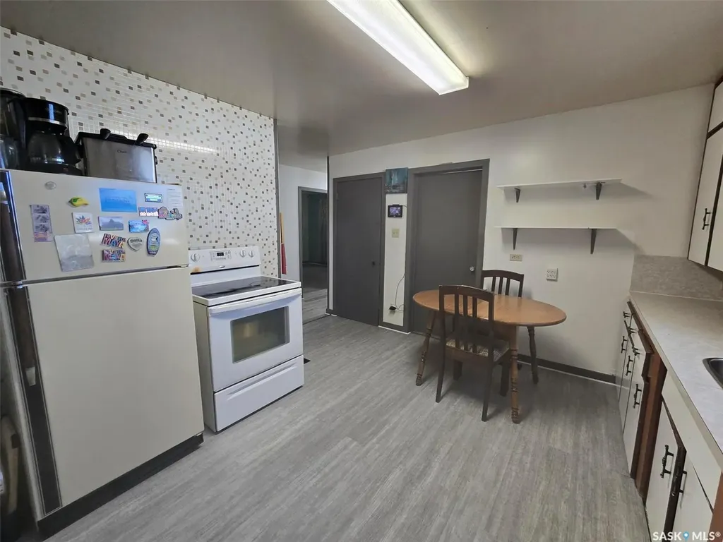 801 Qu'appelle Street Grenfell SK S0G 2B0